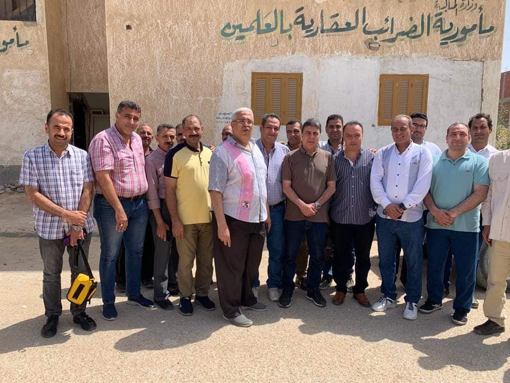 زيارة السيد الاستاذ / انور فوزى رئيس مصلحة الضرائب العقارية لمنطقة الضرائب العقارية بمطروح